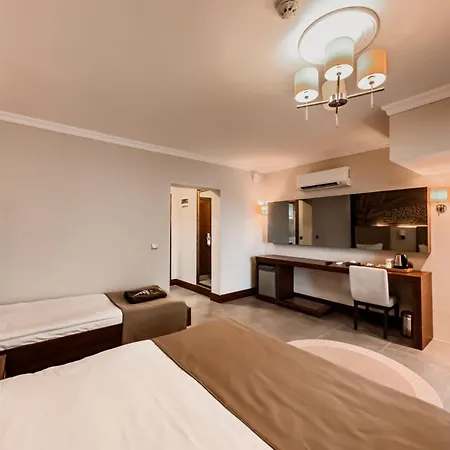 Ivy Sailing Hotel Ayvalı