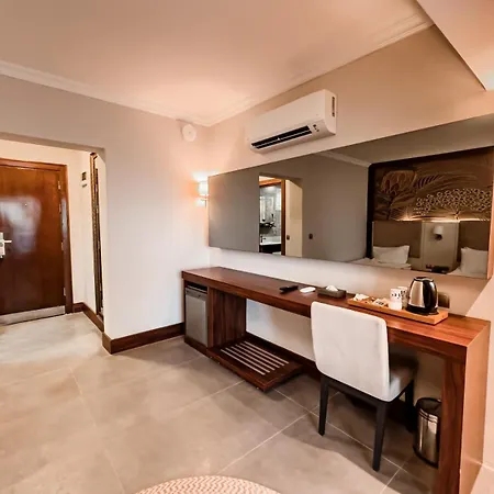 Hotel Ivy Sailing Ayvalı